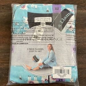 Live Love Lounge Size XS Flannel PJ Set